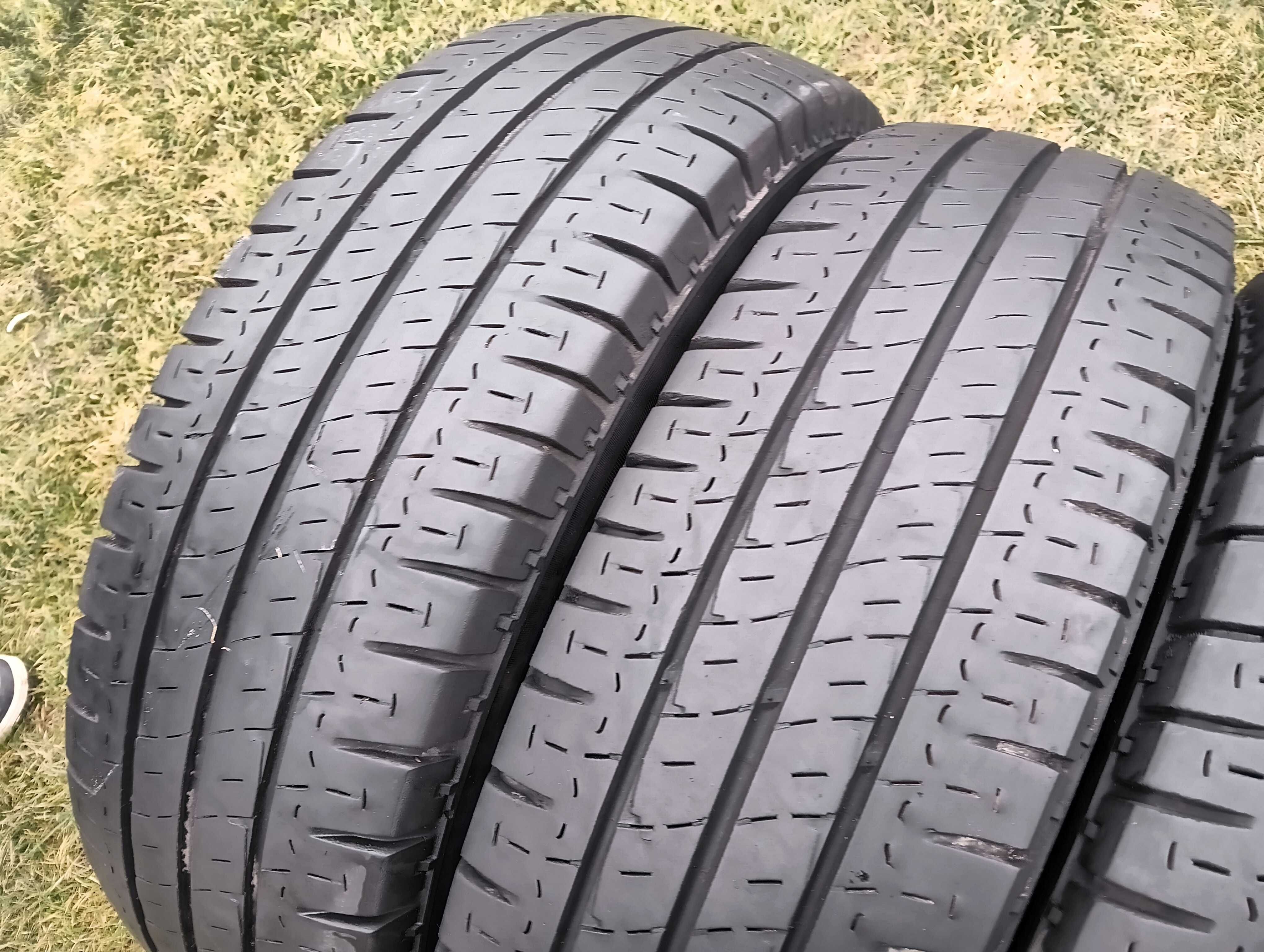 opony 215/70/15C Michelin Agilis 4 sztuki