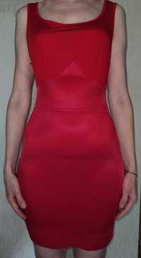 Червона сукня з імітацією корсету