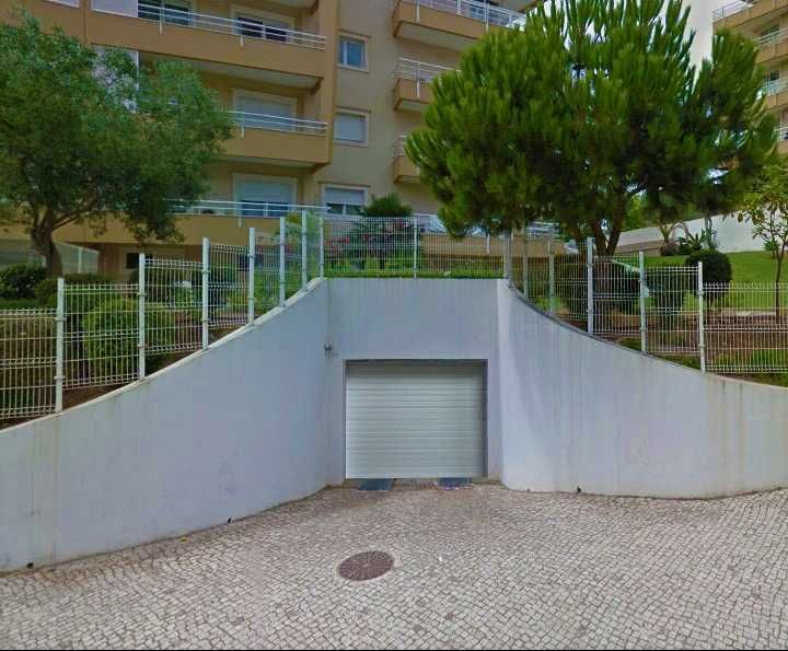 Arrendo temporada inverno-Apartamento T1, Praia Rocha,piscina, garagem