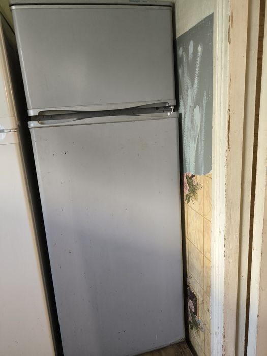 Холодильник в робочому стані