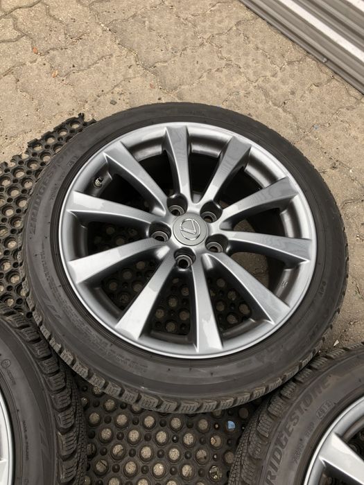 Lexus 17” 8J ET45 opony zimowe 225/45/17 Bridgestone Blizzak