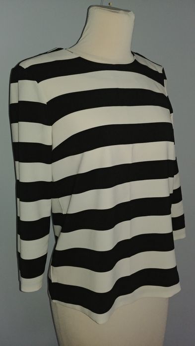 38 M esmara bluzka w pasy beżowo-czarna