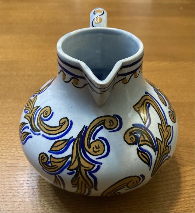 Jarro em faiança Soares dos Reis
