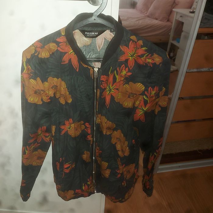 Casaco floral pull&bear