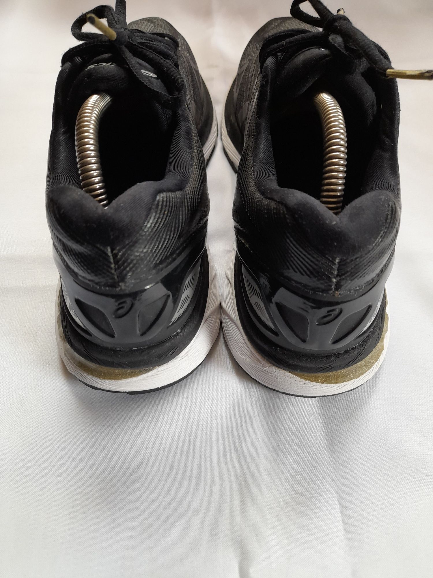 Кросовки asics GEL-NIMBUS 19 41,5р