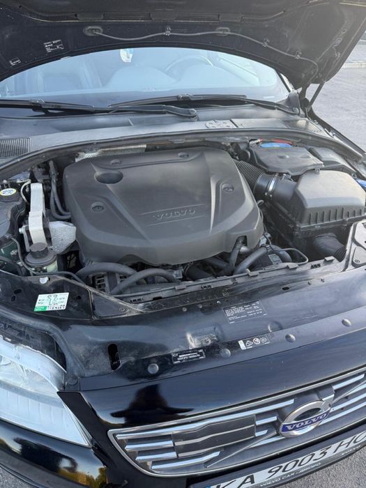 Продам Volvo V70 2015 року, 2.0 Дизель.