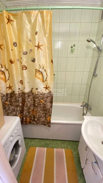 Продаж 2к квартири у Пісочині Надія