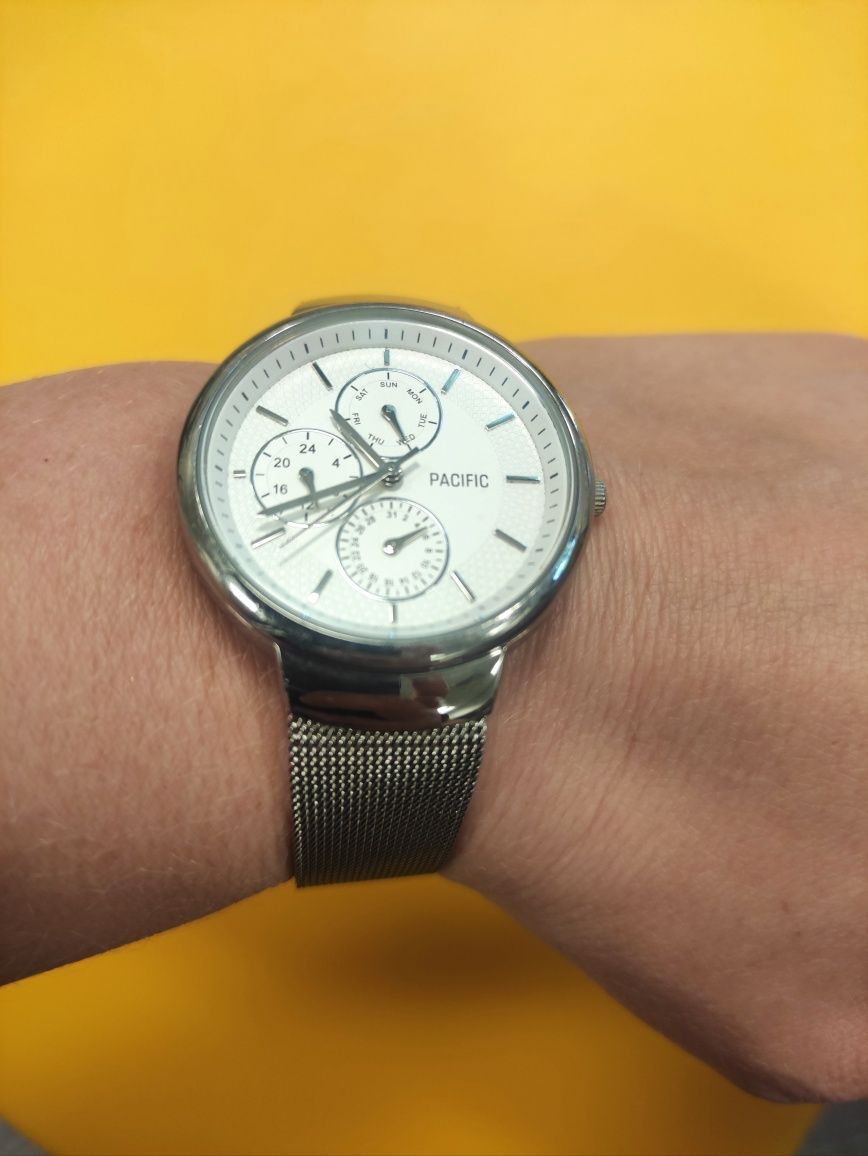 zegarek damski Pacific chronograf