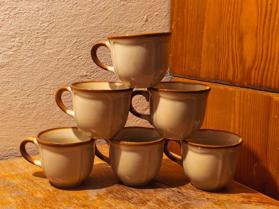 Filiżanka Nostalgia Porcelit Pruszków PRL (jaśniejsze uszka)