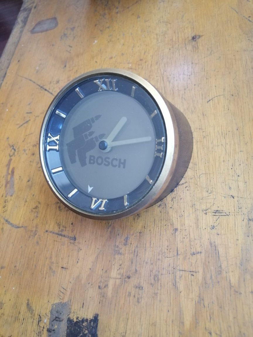 Relógios de mesa com publicidade à Bosch