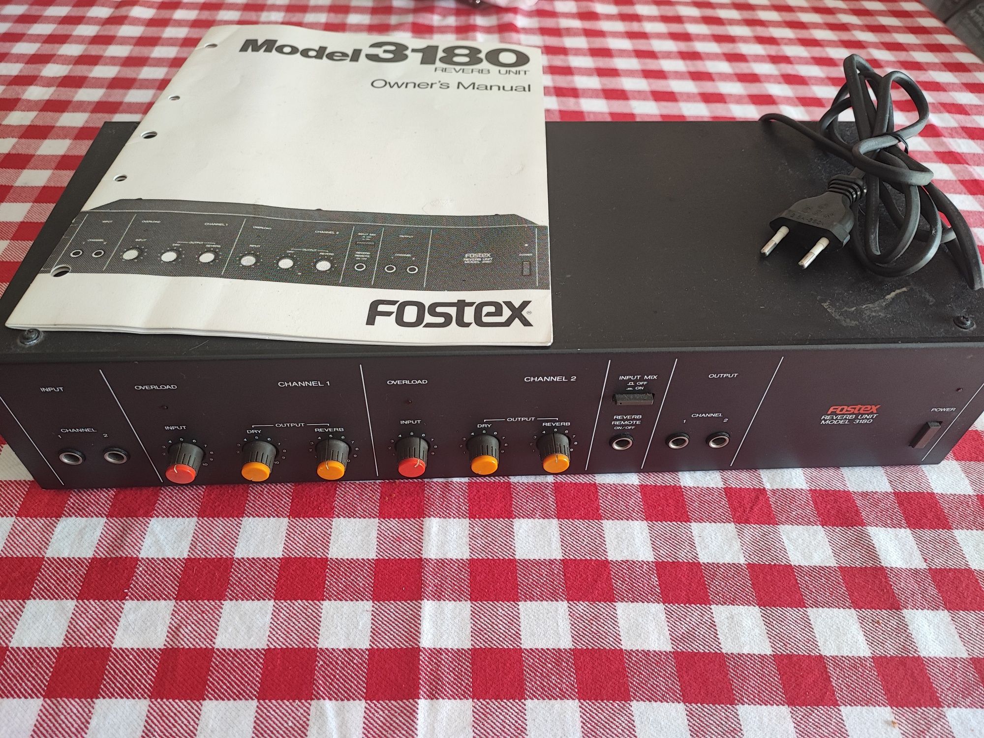 Fostex Reverb Unit - Model 3180