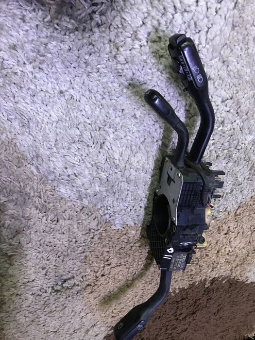 Перемикач гітара Ауді А-4 А-6  (8 DO 953 503)