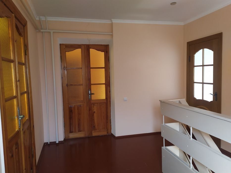 Частина будинку р-н Магната