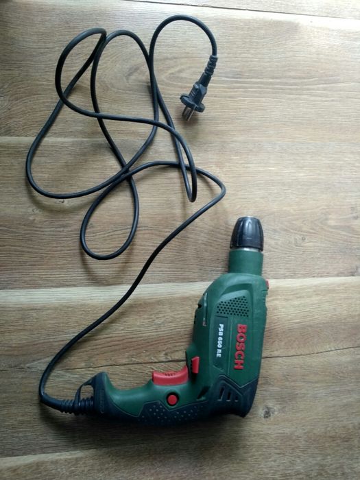 Дрель ударная бош.