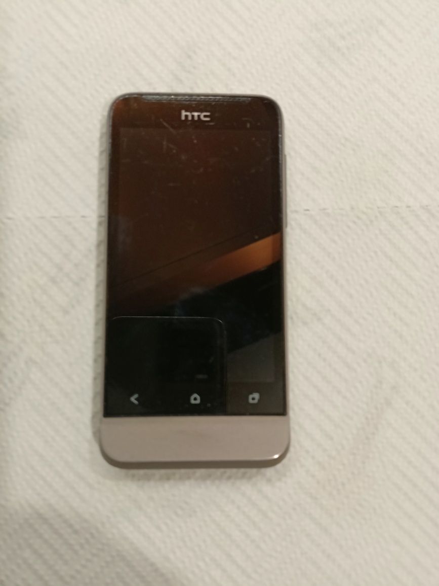 HTC one v , nokia 206 + gratisy