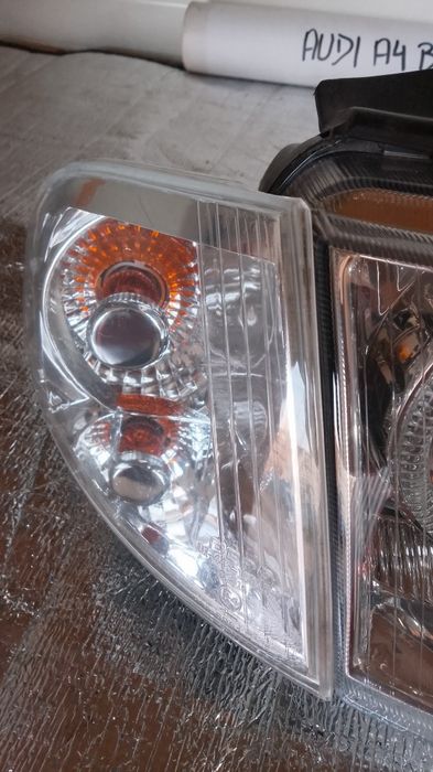 Lampy przód Audi A4 B5 przedlift ringi tuning DEPO