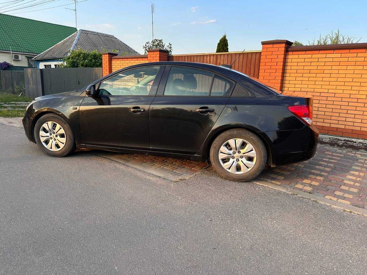Chevrolet Cruze 2015  Автомат  Обслужен Без вложений
