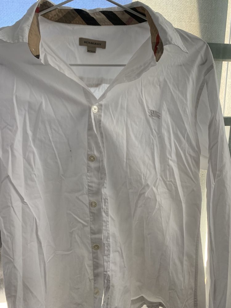 Camisa branca Burberry 14 anos