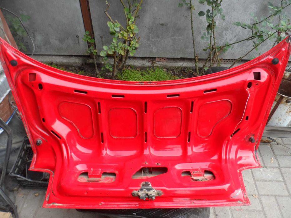 Кришка багажника з замком Ford Orion Mk3/Escort Mk5