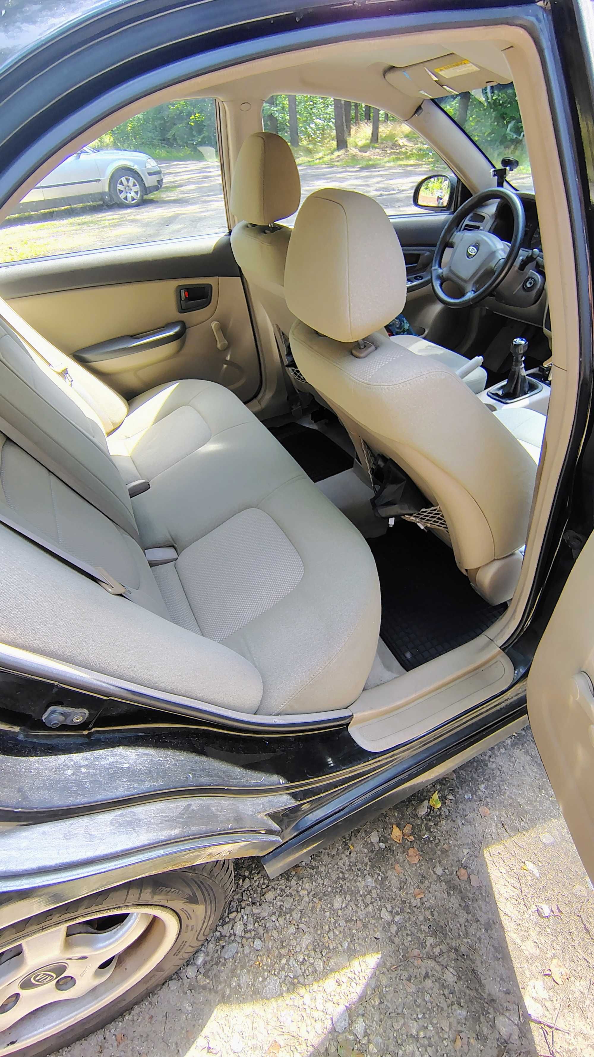 Kia Cerato 2005 1.5 Sedan
