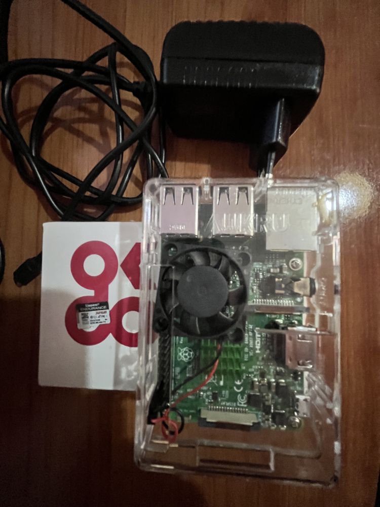 Raspberry Pi 3 Model B (Como Novo)