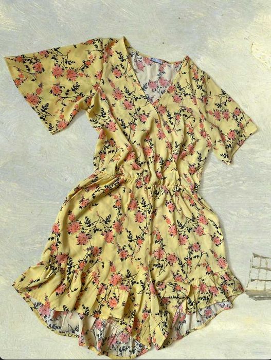 Kombinezon damski, krótki, na krótki rękawek, żółty, w kwiaty,  C 36/S