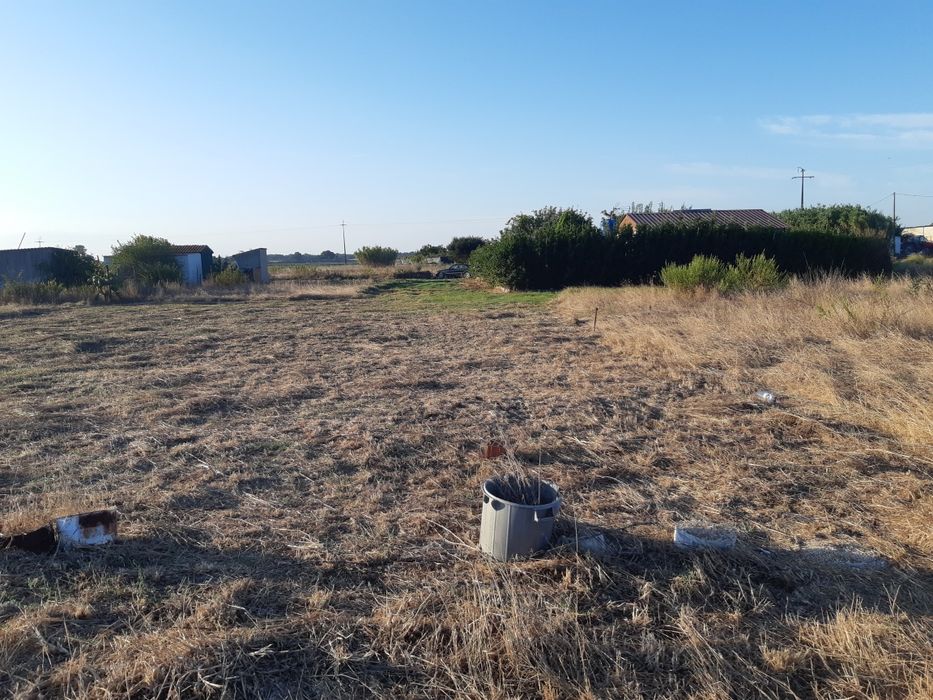 Tenho 2 lotes terrenos venda