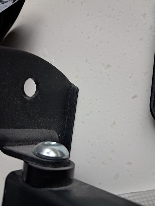 Кріплення підвіс кронштейн для телевізора