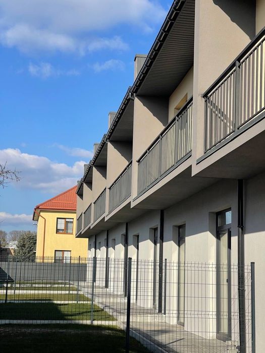 Продаж таунхаусу с Муроване (5 хв від Львова) збудовані, здані, єОселя
