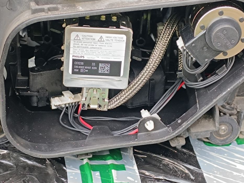 Audi Q7 LIFT 4L0 Bi Xenon LED Skrętny Lewy przód