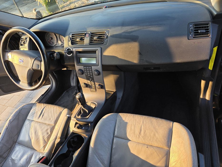 Volvo v50 2.0d 2005 rok