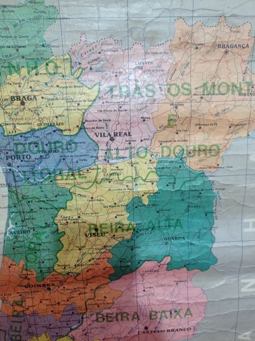 Antigo mapa escolar de Portugal
