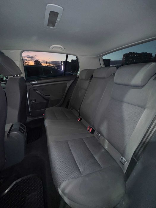 Volkswagen Golf 5 бензин 1.6 FSI покоління Typ V