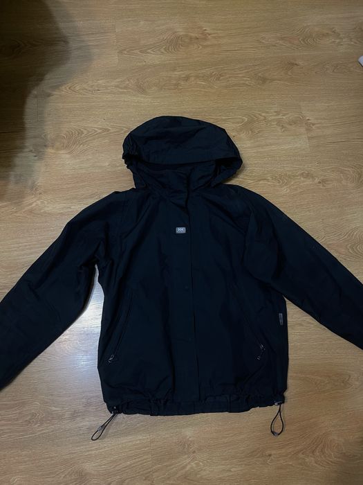 Helly Hansen вітровка