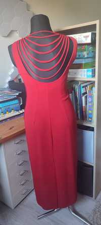 Nowa czerwona sukienka
