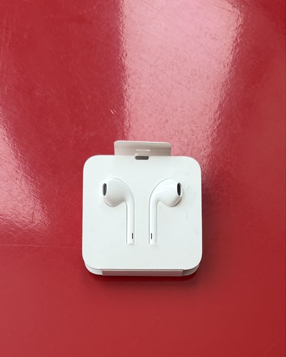 Наушники Apple for Lightning