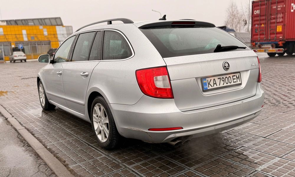 Skoda Superb (2013)