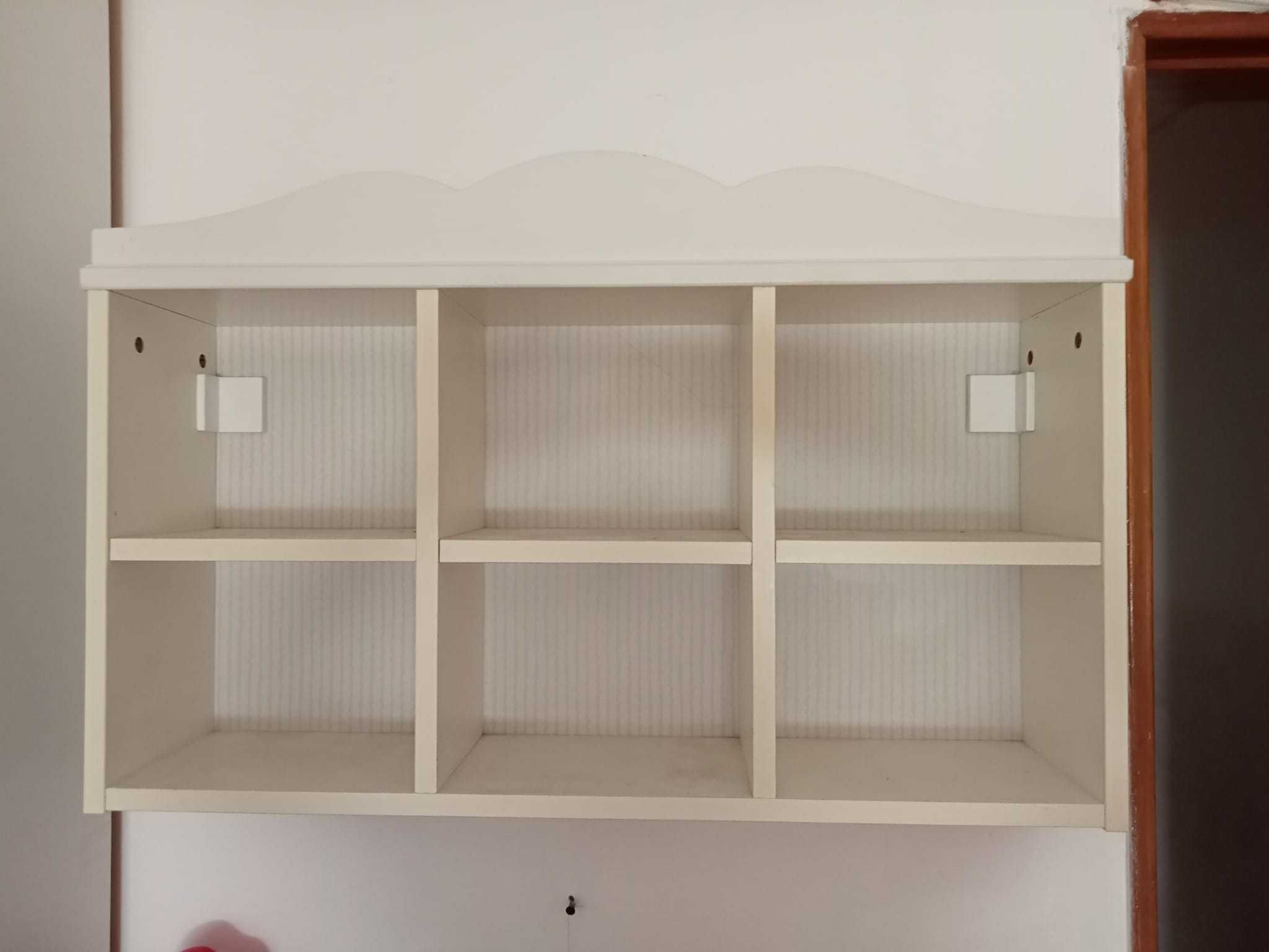 Móvel branco ikea