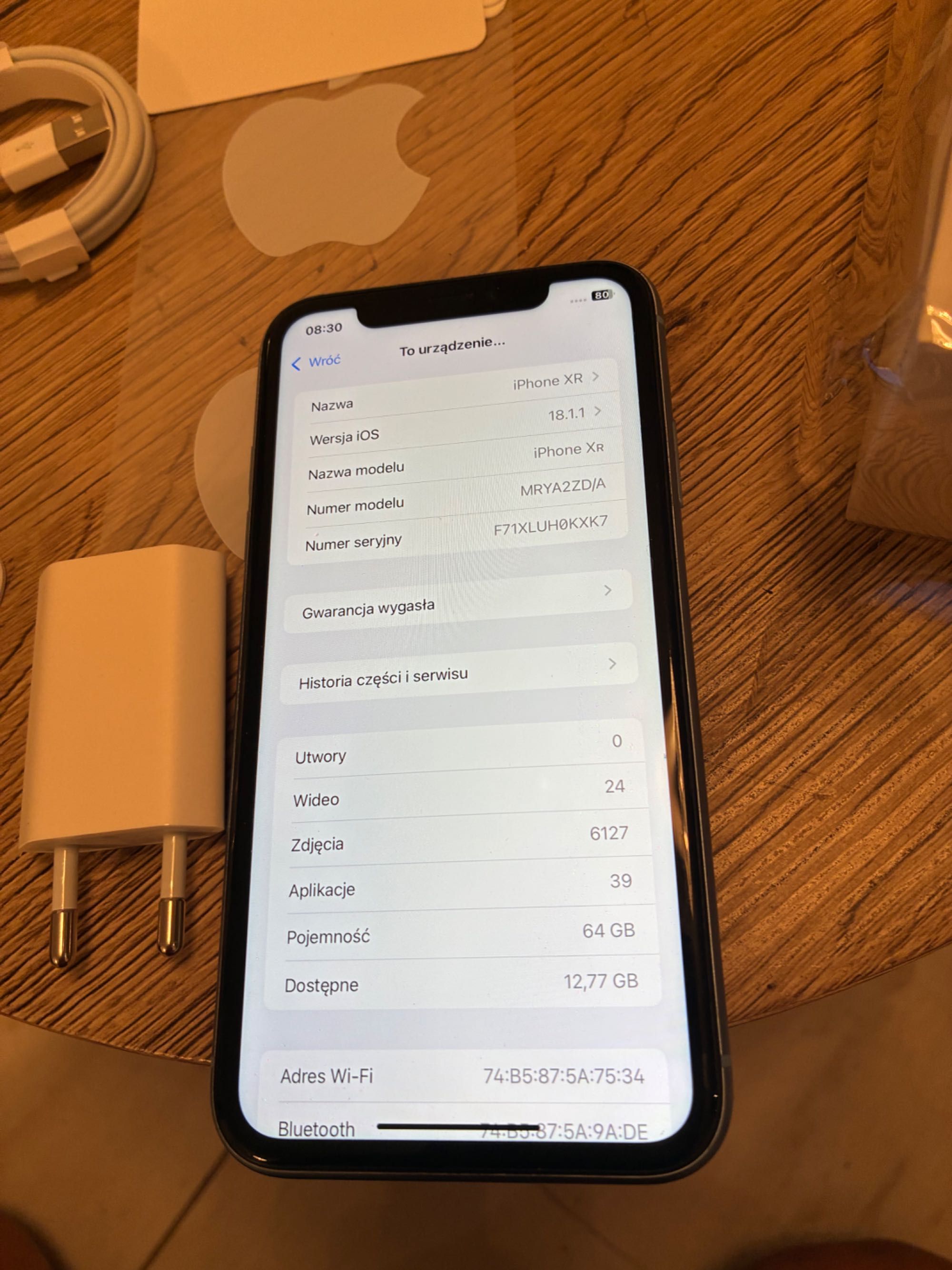 Niebieski iPhone XR Apple + akcesoria, IOS 18.1.1 pudełko stan idealny