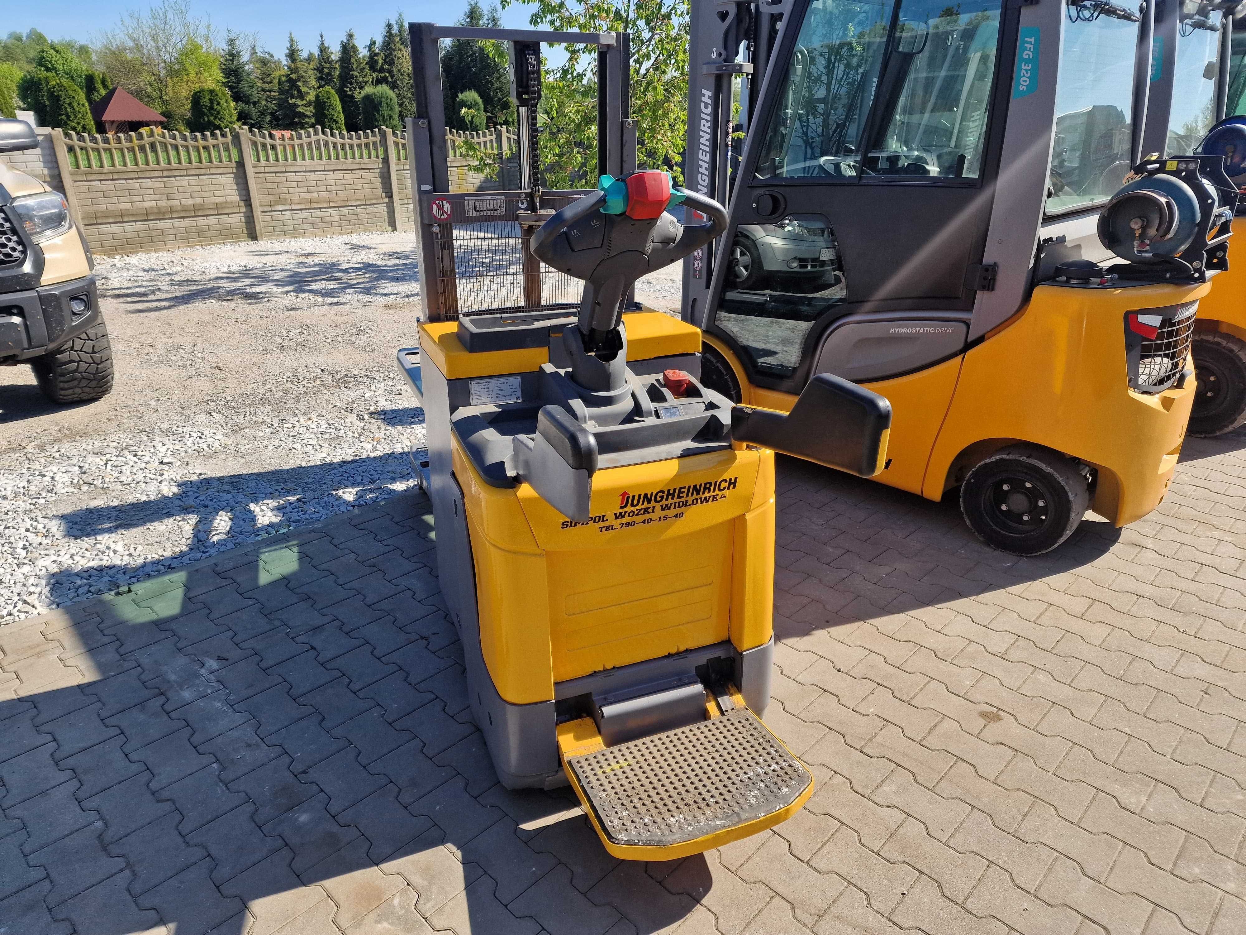 Jungheinrich ERD 220 Masztowy elektryczny Wózek Widłowy Paleciak 2M