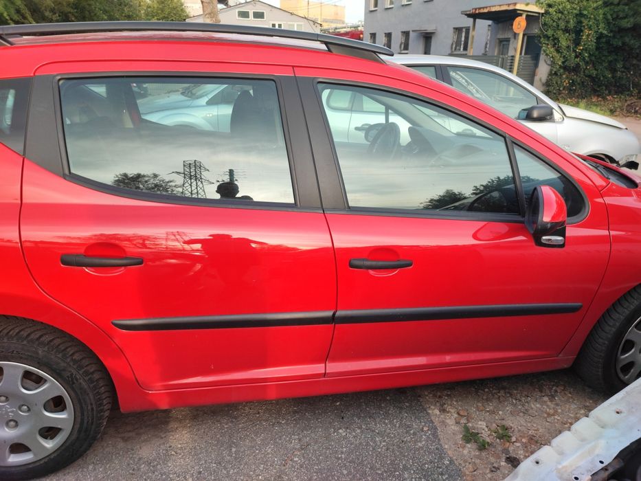 Peugeot 207 Sw KKN 8FS 1.4 na części