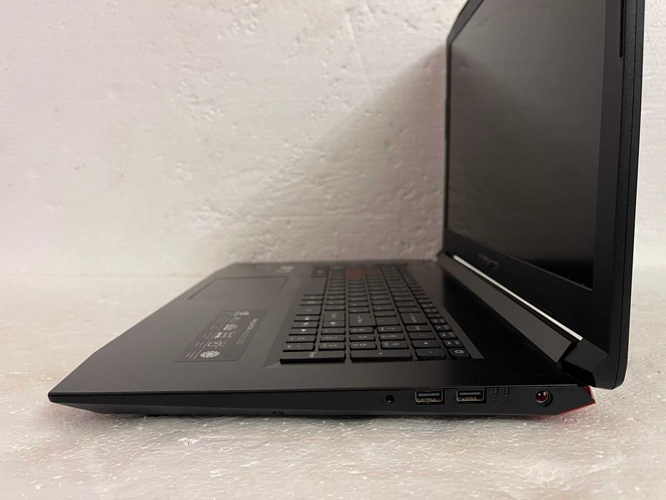 17.3 Экран Acer PREDATOR  (Intel Core i7)  Видео GTX (6 ГБ)  СТАЛКЕР 2