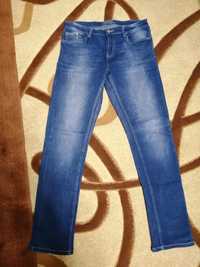 Jeansy damskie Modern Straight Fit