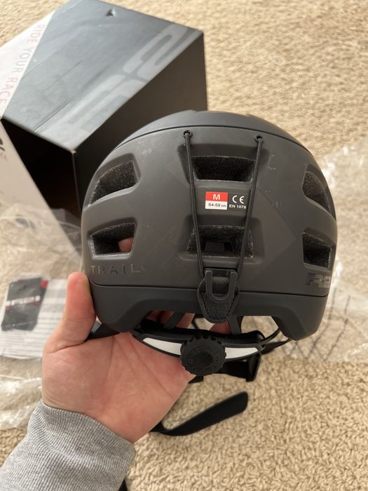 Трейловий велосипедний шолом R2 trail 2.0