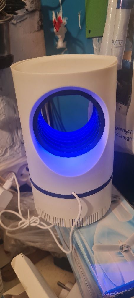 Elektryczna pułapka na komary