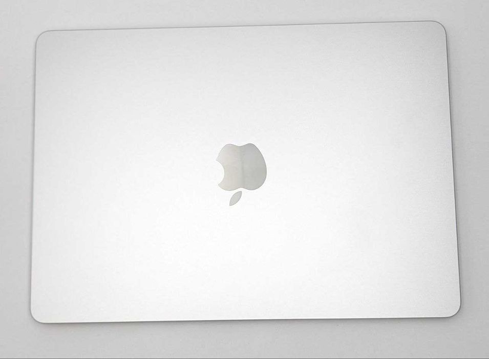 Apple MacBook Air 13,6" M2 8GB / 512GB Srebrny