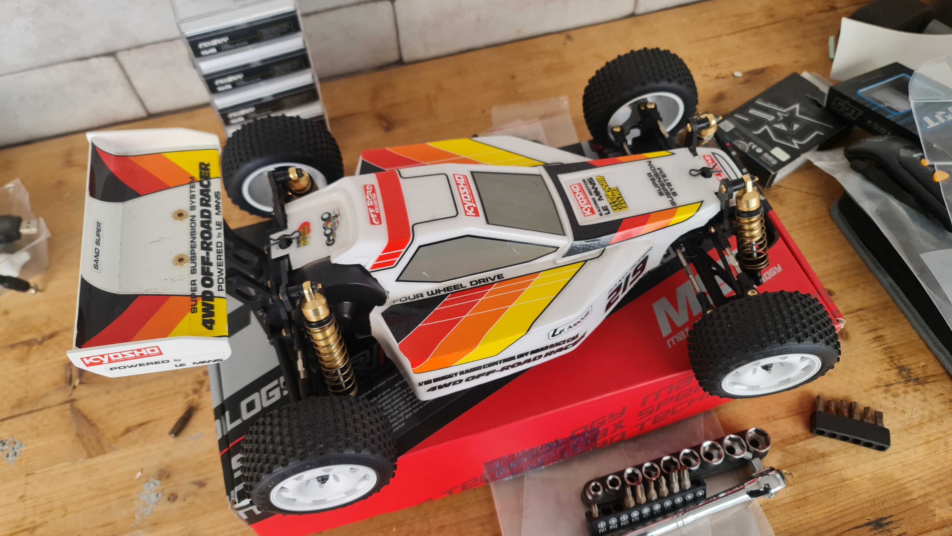 Kyosho Optima Mid Koswork Edition