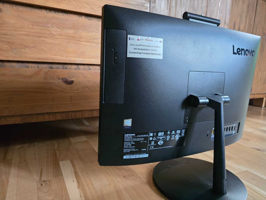 Komputer Lenovo V530 -22ICB All in One