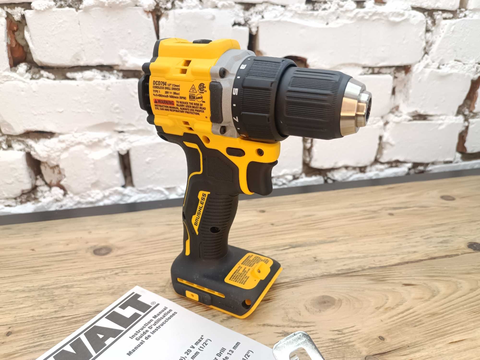 Безщіточний шуруповерт DeWalt DCD794 20v MADE IN MEXICO з США Оригінал