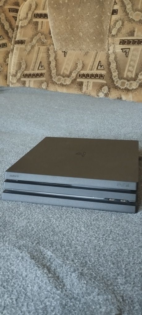 Sony PlayStation 4 pro 1 tb
